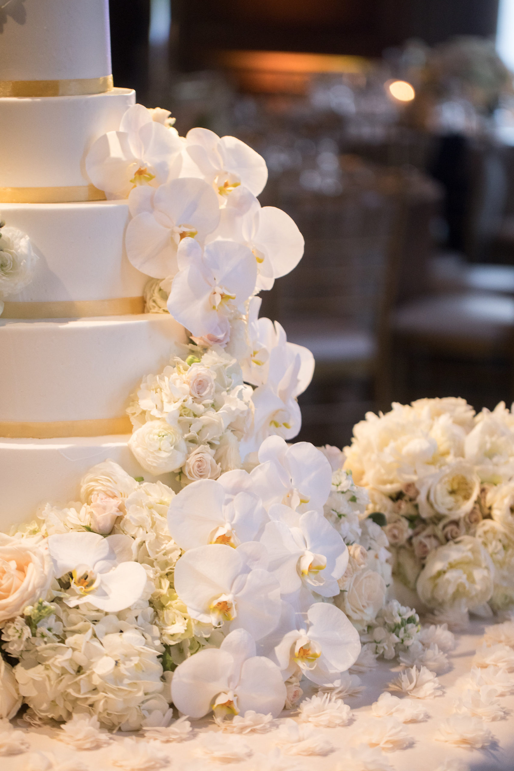 Classic & Elegant Cake Inspiration