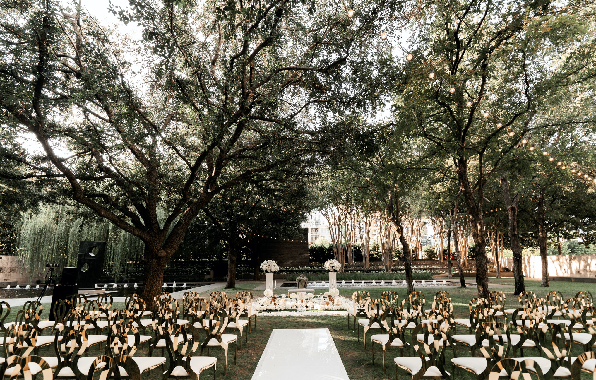 Ceremony Inspiration - White & Gold