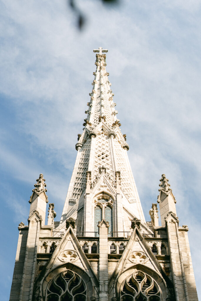 Outside view of the Grace Church in Manhattan